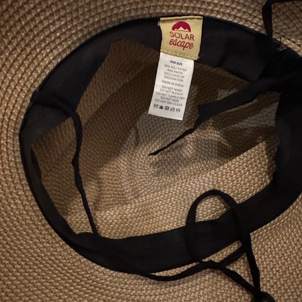 Solar Escape Hat SIZE OS - Picture 2 of 2